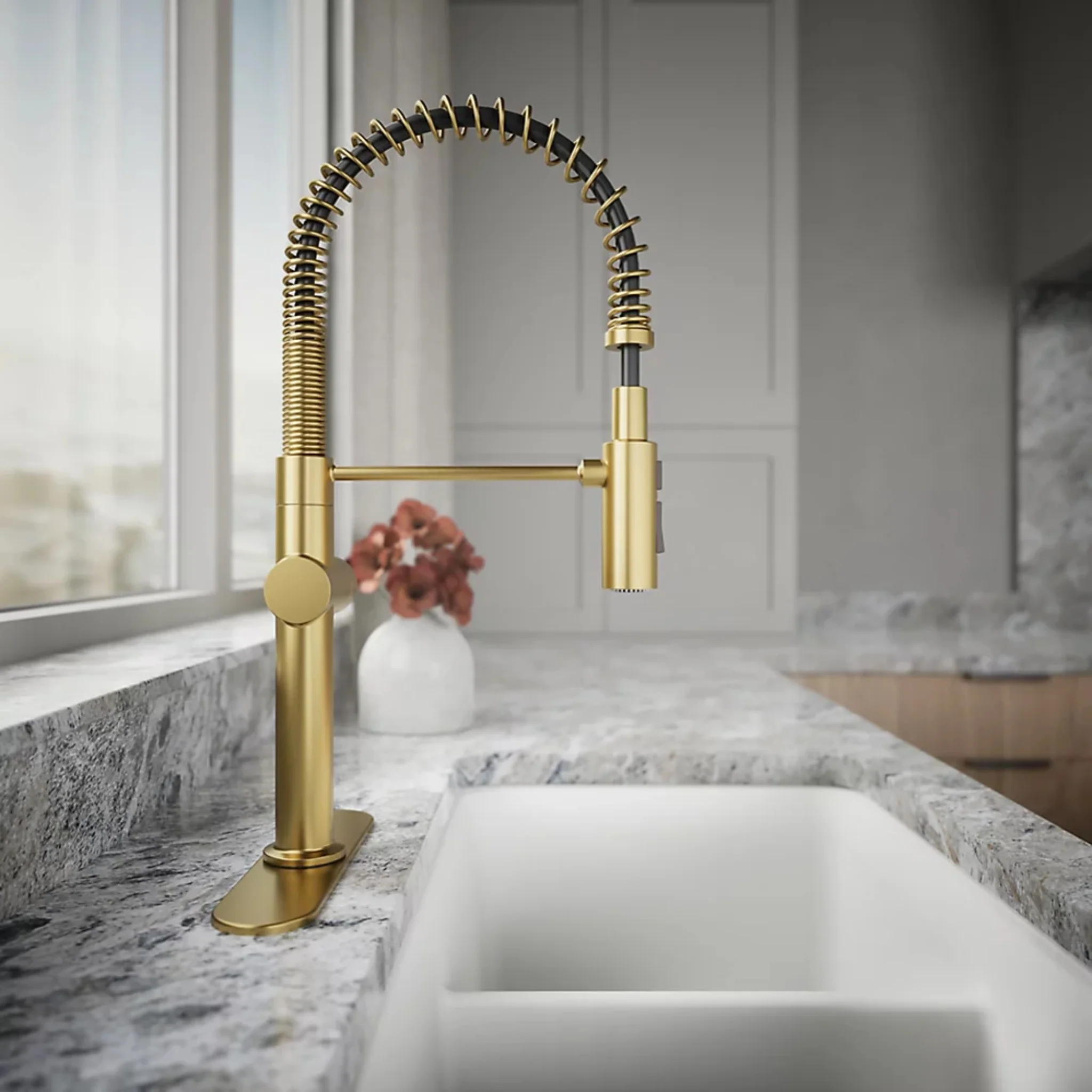 CRUE SEMI-PROFESSIONAL KITCHEN SINK FAUCET WITH THREE-FUNCTION SPRAYHEAD - Image 12