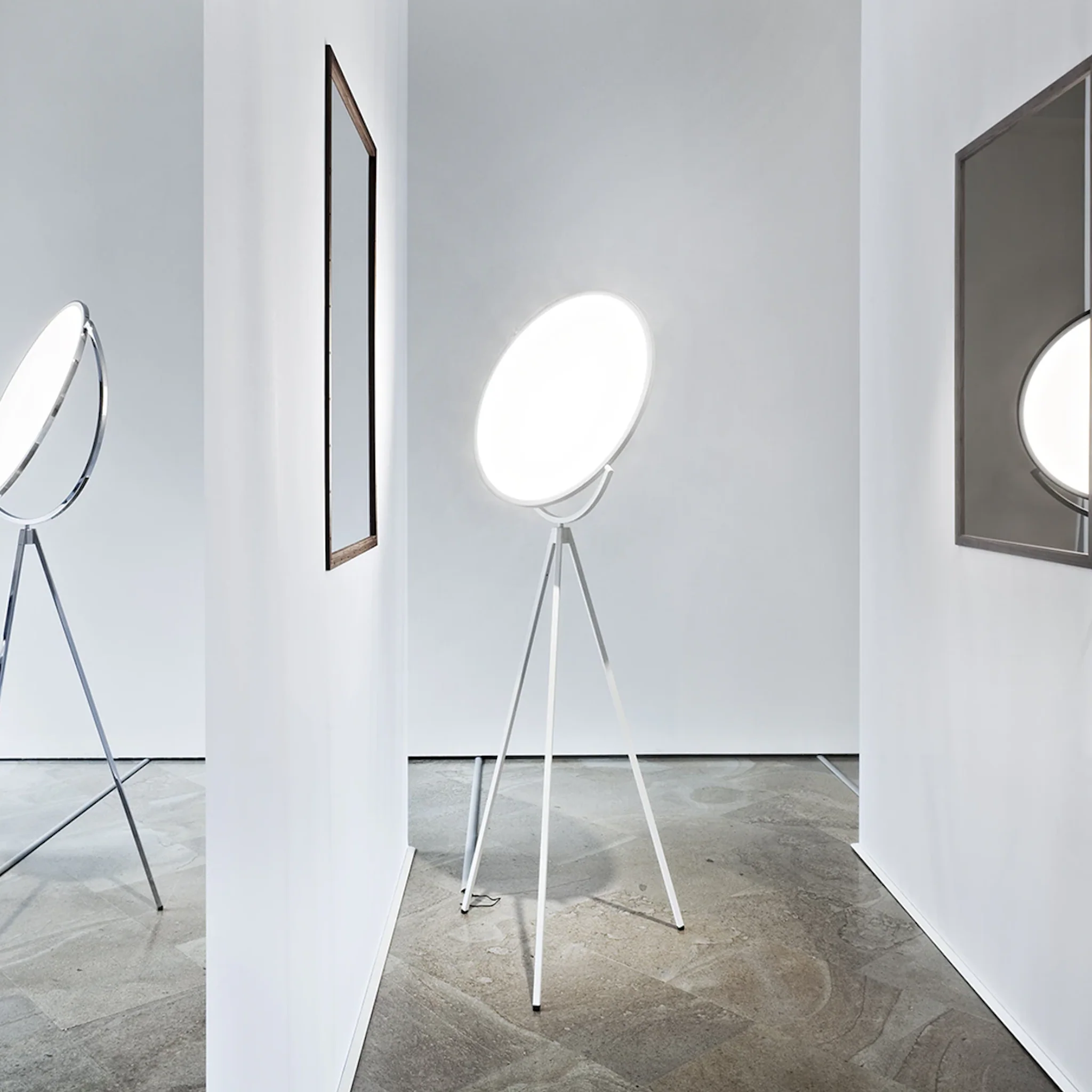 SUPERLOON DIMMABLE LED FLOOR LAMP WITH OPTICAL SENSOR BY JASPER MORRISON - Image 5